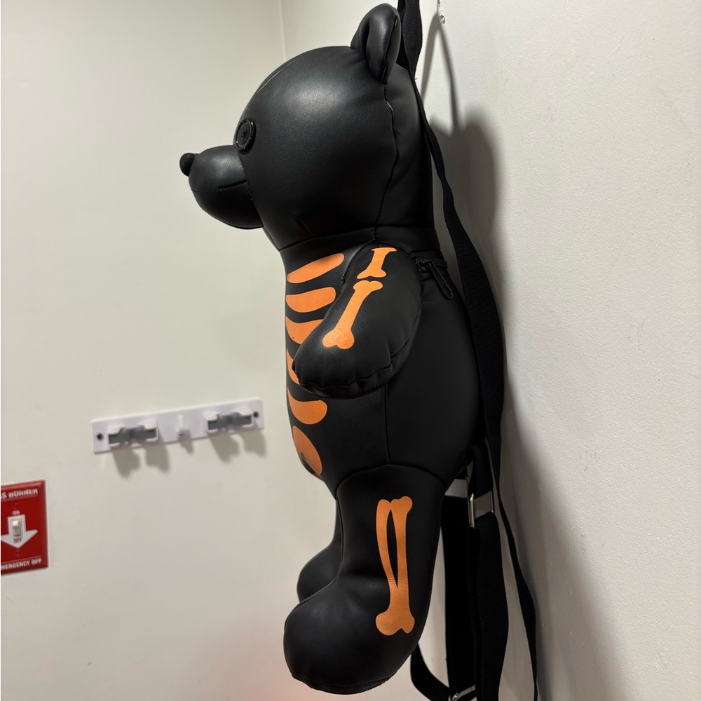 Emo bear backpack - Picture 5 of 8